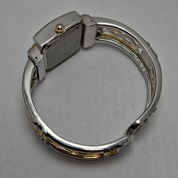 Womens Vivani Vintage Breast Cancer Awareness Bangle Watch MOP Face New Battery - Picture 7 of 10